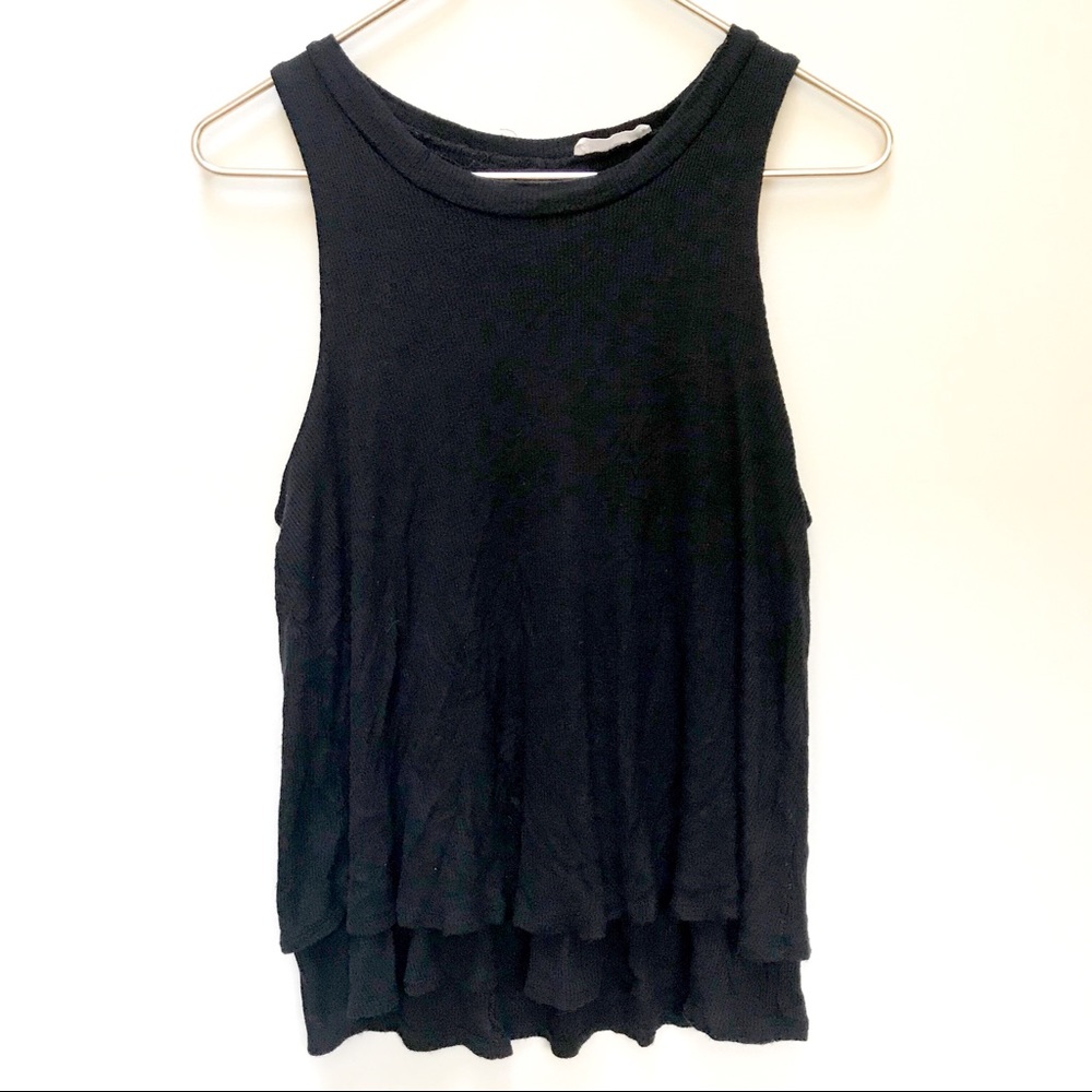 r2d apparel Keyhole Back Black Sleeveless Top